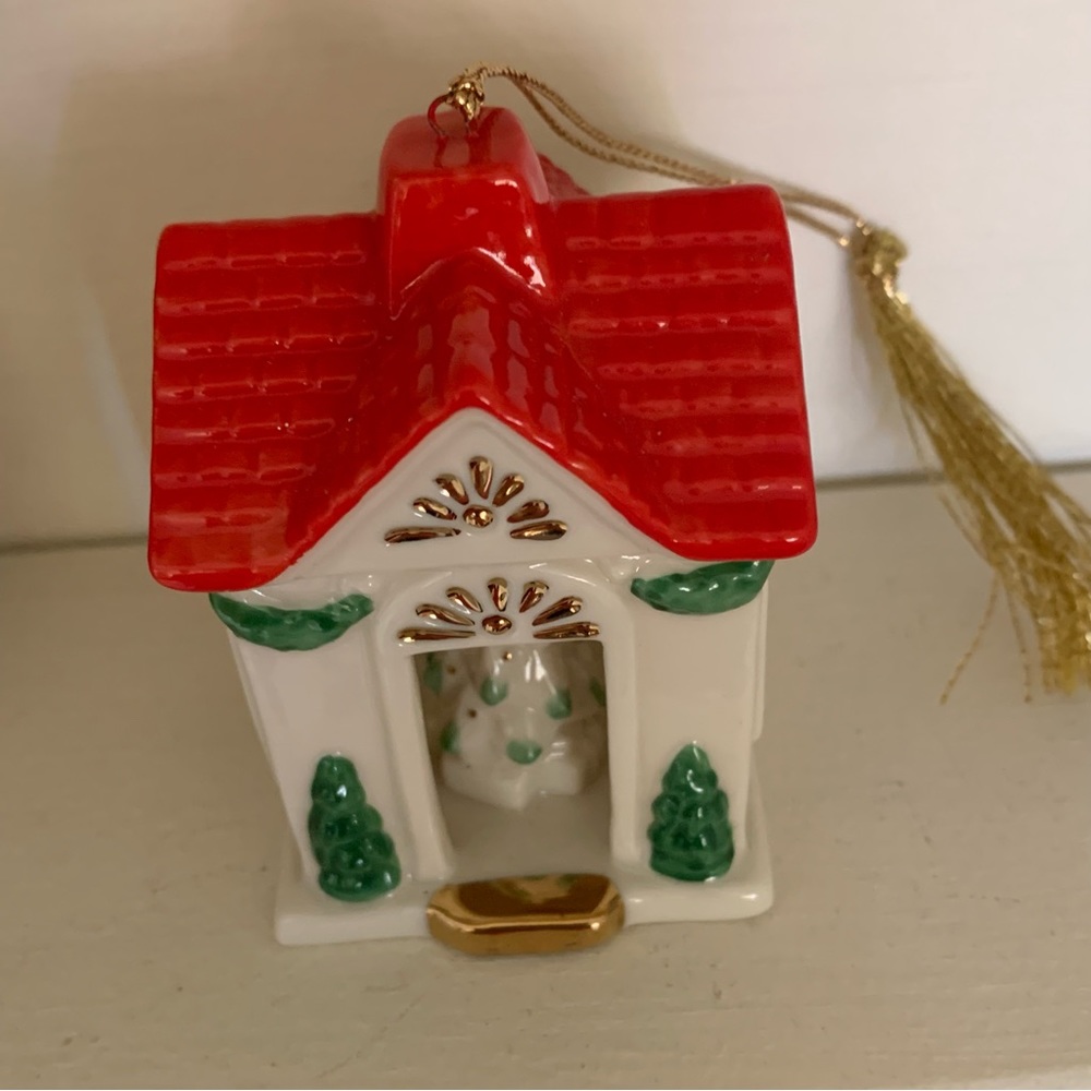 Mikasa Ornament Fine Porcelain House - Picture 3 of 7